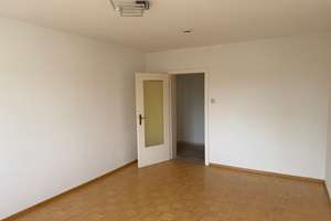 Stilvolle 3-Zimmer-Wohnung in ruhiger Lage von Hannover-Ahlem – Ohlauer Str. 3, 30453 Ahlem, Hannover – Vorschaubild 7