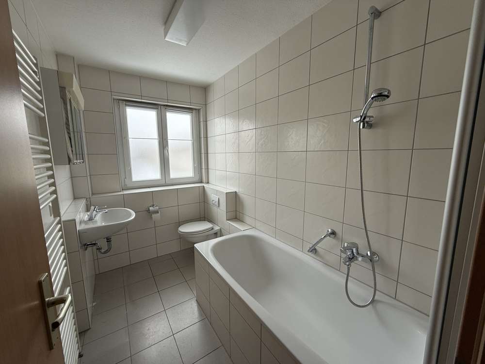 Immobilie in Giengen an der Brenz - Renovierte 3 Zimmer-Wohnung - Bild 3