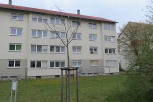 Gut geschnittene 3-Zi.-Wohnung im 1. Obergeschoss – Velburger Straße 29, 90478 Ludwigsfeld, Nürnberg – Vorschaubild 2