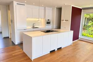 Exklusive Wohnung mit Terrasse und Balkon über 2 Etagen zu verkaufen
