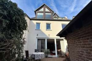 *** Historisches Altstadthaus mit Kamin & Dachterrasse *** – Die vollständige Adresse der Immobilie erhältst du vom Anbieter., 47809 Linn, Krefeld – Vorschaubild 1