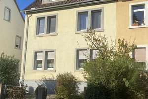 Charmantes Mehrfamilienhaus mit 3 Wohneinheiten in zentraler Lage von Bad Homburg / Kirdorf – Die vollständige Adresse der Immobilie erhältst du vom Anbieter., 61350 Bad Homburg vor der Höhe – Vorschaubild 3