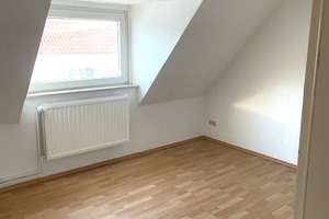 Weitere große Dachgeschoßwohnung (3 Zimmer) in Bremerhaven-Geestemünde – Spichernstraße 2, 27572 Geestemünde, Bremerhaven – Vorschaubild 6