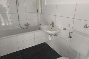 NUR MIT WBS FÜR 2 PERSON - helle 3-Zimmer-Dachgeschosswohnung – Berger Str. 102, 42657 Burg/Höhscheid, Solingen – Vorschaubild 6