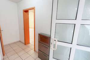 Großes Anwesen: Zweifamilienhaus mit idyllischem Garten in attraktiver Hanglage (Fernblick) – Jägersberg 20, 91480 Markt Taschendorf – Vorschaubild 6