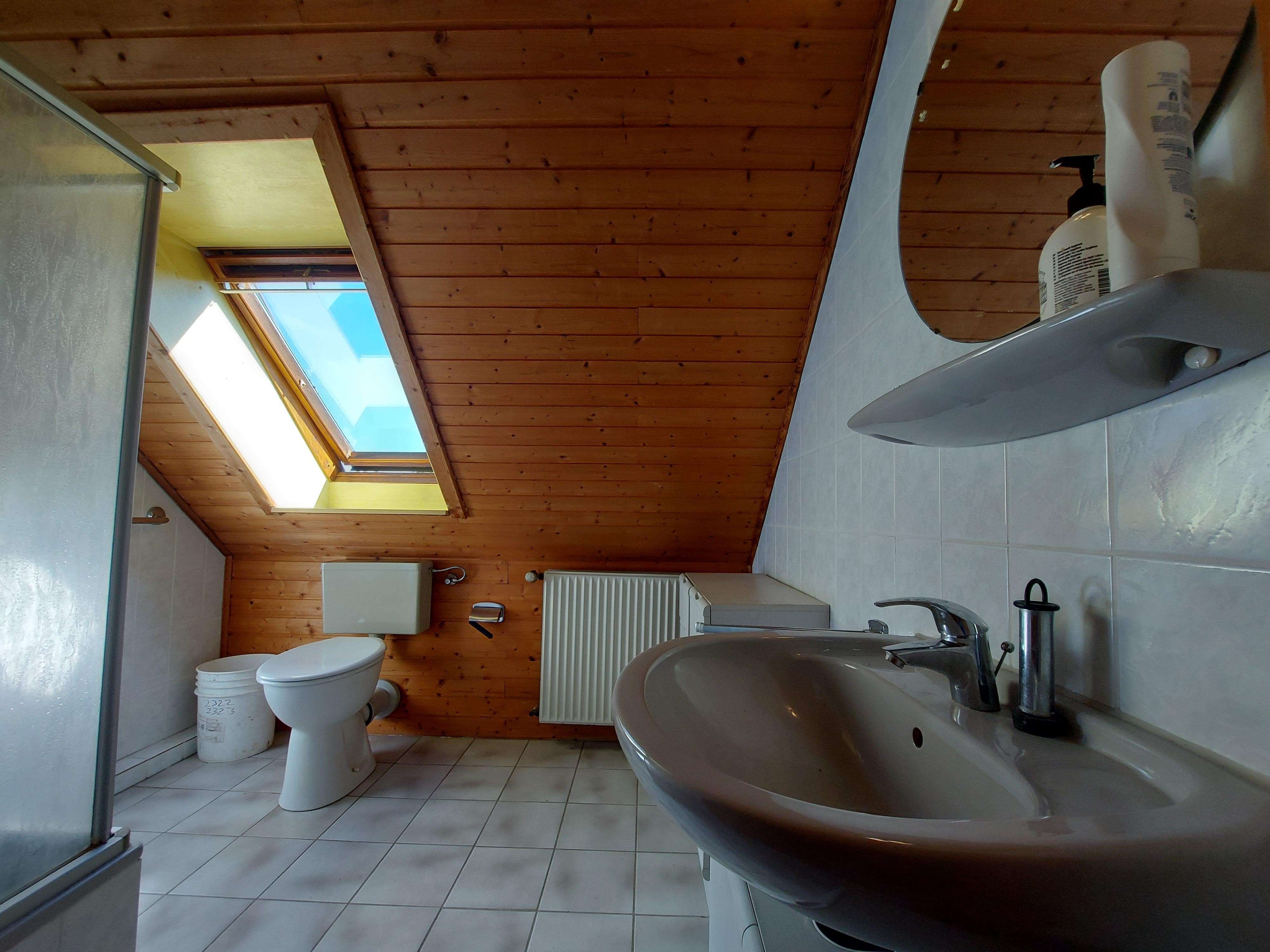 Immobilie in Burg (Dithmarschen) - Schmuckes Einfamilienhaus mit Garten, Garage und großer PV-Anlage im Luftkurort Burg (Dithmarschen) - Bild 5