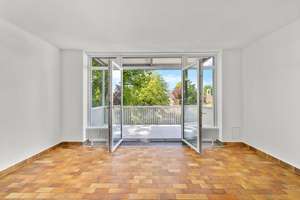 Großzügige 5,5-Zimmer-Wohnung mit Balkon und zwei Stellplätzen in beliebter Innenstadt-Lage – Die vollständige Adresse der Immobilie erhältst du vom Anbieter., 86152 Stadtjägerviertel, Augsburg – Vorschaubild 4