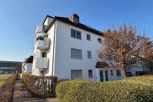 Bezugsfreies Apartment in Elbnähe und mit guter Autobahnanbindung in Dresden-Pieschen – Die vollständige Adresse der Immobilie erhältst du vom Anbieter., 1139 Mickten, Dresden – Vorschaubild 2