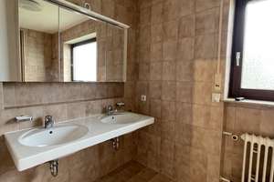 Reihenmittelhaus in Ulm-Lehr mit Garten und Garage (befristet auf 1,5 Jahre / 18 Monate) – Die vollständige Adresse der Immobilie erhältst du vom Anbieter., 89081 Lehr, Ulm – Vorschaubild 11