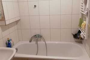 +++ IM BISMARCK-VIERTEL - MIT BALKON UND BLICK INS GRÜNE +++ – Cracauer Straße 69, 47799 Krefeld – Vorschaubild 2