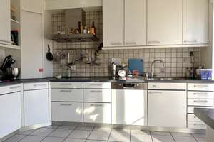 Villa - Großzügiges 2 Familienhaus mit Pool - TOP-Lage in Heusenstamm  – Die vollständige Adresse der Immobilie erhältst du vom Anbieter., 63150 Heusenstamm – Vorschaubild 8