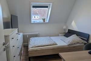 4er WG in Nähe Uni Hohenheim & Park – Die vollständige Adresse der Immobilie erhältst du vom Anbieter., 70599 Plieningen (Ortsteil), Stuttgart – Vorschaubild 1