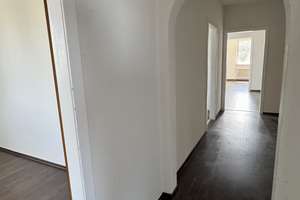 Angebot nur für Handwerker: Großzügiges, bezahlbares Zuhause mit 4,5 Zimmern in Buer-Mitte – Die vollständige Adresse der Immobilie erhältst du vom Anbieter., 45897 Buer, Gelsenkirchen – Vorschaubild 4
