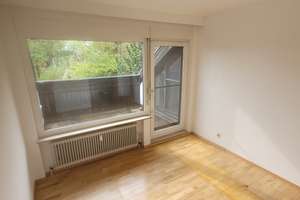 von Privat: Ruhige 3-Zi. DG Wohnung (86qm), Balkon, EBK, Gäste-WC, TG-Stellplatz, keine Maklergebühr – Die vollständige Adresse der Immobilie erhältst du vom Anbieter., 70619 Riedenberg, Stuttgart – Vorschaubild 10