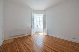 5-Zimmer-Altbauwohnung mit Kachelöfen & Stuck – 144 m² in Top-Lage – Die vollständige Adresse der Immobilie erhältst du vom Anbieter., 10969 Kreuzberg, Berlin – Vorschaubild 7