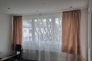 Schöne 4-Zimmer-Wohnung mit Balkon, Einbauküche & Teilmöblierung in Bonn-Duisdorf