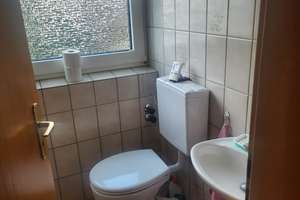 3- Familienhaus in guter Lage von Palmbach....... – Die vollständige Adresse der Immobilie erhältst du vom Anbieter., 76228 Palmbach, Karlsruhe – Vorschaubild 24