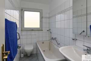 Familienfreundliches Reihenmittelhaus mit Garten und Balkon in Düsseldorf-Hassels – Düsseldorf – Vorschaubild 20