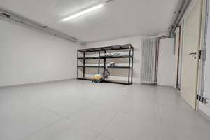 Traumhafte Doppelhaushälfte mit Pool, Doppelgarage und hochwertiger Ausstattung – Die vollständige Adresse der Immobilie erhältst du vom Anbieter., 70195 Botnang-West, Stuttgart – Vorschaubild 25