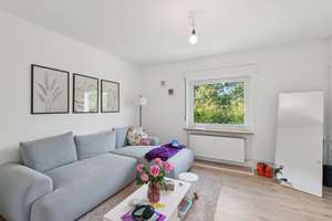 Freistehendes Dreifamilienhaus in Angermund + Einzelgarage + weitläufigem Grundstück – 40489 Angermund, Düsseldorf – Vorschaubild 5