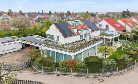 Exklusives Einfamilienhaus mit Pool, Designküche, Kamin &amp; edler Ausstattung in Filderstadt