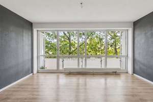 Großzügige 1-Zimmer-Wohnung mit großem Balkon und weitläufiger Fensterfront im Zentrum-Nord – 4105 Zentrum-Nord, Leipzig – Vorschaubild 7