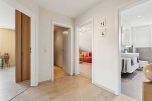 Moderne, gut ausgestattete Doppelhaushälfte mit Doppelgarage in zentraler Lage von Harsum – Die vollständige Adresse der Immobilie erhältst du vom Anbieter., 31177 Harsum – Vorschaubild 6