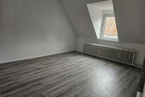 Zuhause ist: Charmante 2-Zimmer-Dachgeschosswohnung in Geestemünde mit Balkon – Borriesstraße 15, 27570 Geestemünde, Bremerhaven – Vorschaubild 2