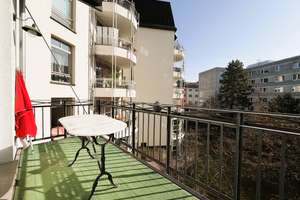 Möblierte Altbauwohnung mit Balkon im Glockenbachviertel – Hans-Sachs-Str. 1, 80469 Glockenbach, München – Vorschaubild 8
