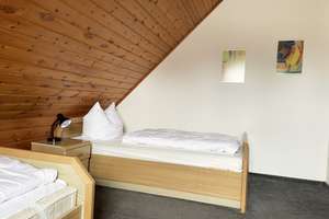 Gemütliches Ferienhaus mit Kamin, moderner Gasheizung, Hohlraumdämmung und Glasfaseranschluss! – Die vollständige Adresse der Immobilie erhältst du vom Anbieter., 26434 Wangerland – Vorschaubild 10