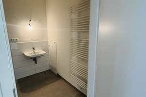 Lichtdurchflutetes Raumwunder: Großzügige 86 m² Wohntraum in der Hüttenstr – Hüttenstr. 24b, 30169 Mitte (Ortsteil), Hannover – Vorschaubild 7