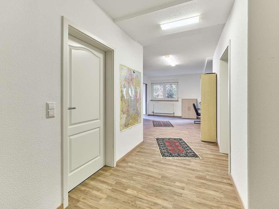 Büro Kellergeschoss