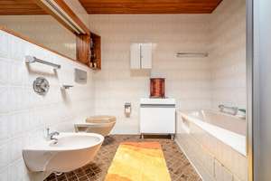 BUNGALOWKLASSIKER | Stilvolle 70er-Jahre Architektur in Frankfurt-Seckbach – Die vollständige Adresse der Immobilie erhältst du vom Anbieter., 60389 Seckbach, Frankfurt am Main – Vorschaubild 9