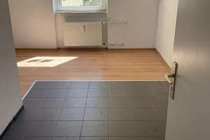 Gut geschnittene und moderne 3-Zimmer-Wohnung in Wuppertal – Roßkamper Straße 43, 42329 Vohwinkel, Wuppertal – Vorschaubild 4