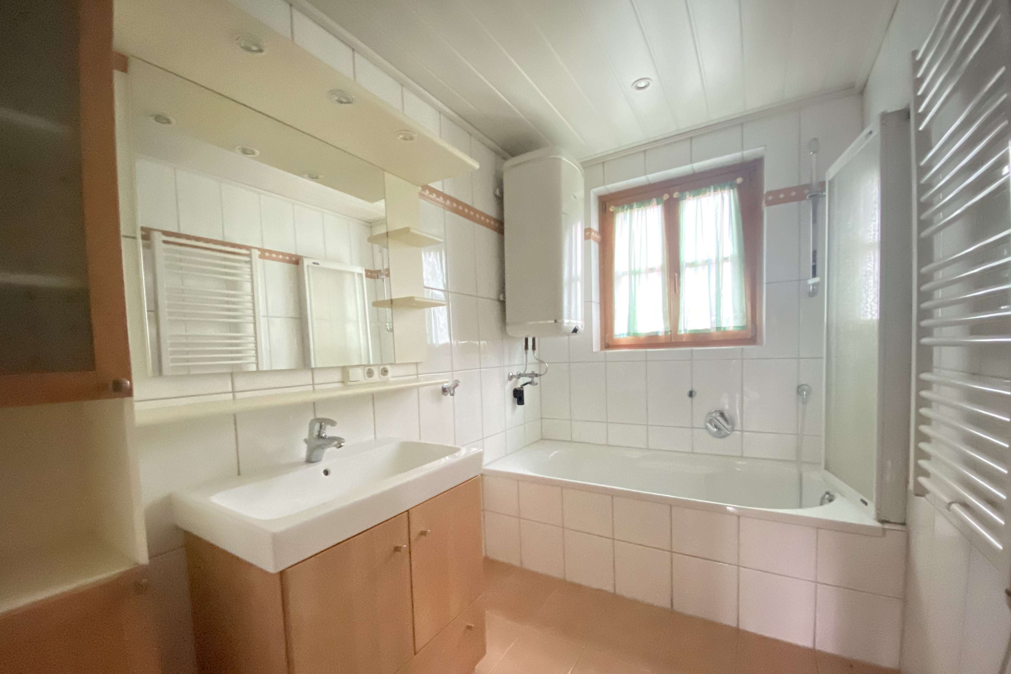 Immobilie in Reischach - Zwei Häuser - 3 Wohneinheiten in Reischach - Bild 24