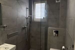 Modernisierte 3-Zimmer-Wohnung mit Balkon & Einbauküche in zentraler Lage von Mönchengladbach – Leibnizstraße 40, 41061 Westend, Mönchengladbach – Vorschaubild 3