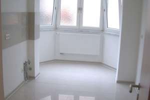 Zentral gelegene 3-Zimmer-Wohnung im gepflegten Altbau – Die vollständige Adresse der Immobilie erhältst du vom Anbieter., 70190 Stöckach, Stuttgart – Vorschaubild 4