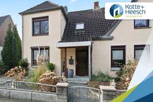 Gestalten Sie Ihr Traumhaus: Vielseitige Doppelhaushälfte mit großzügigem Garten! – Neumünster – Vorschaubild 1