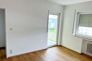 1-Raum-Wohnung mit EBK und Balkon in Herborn