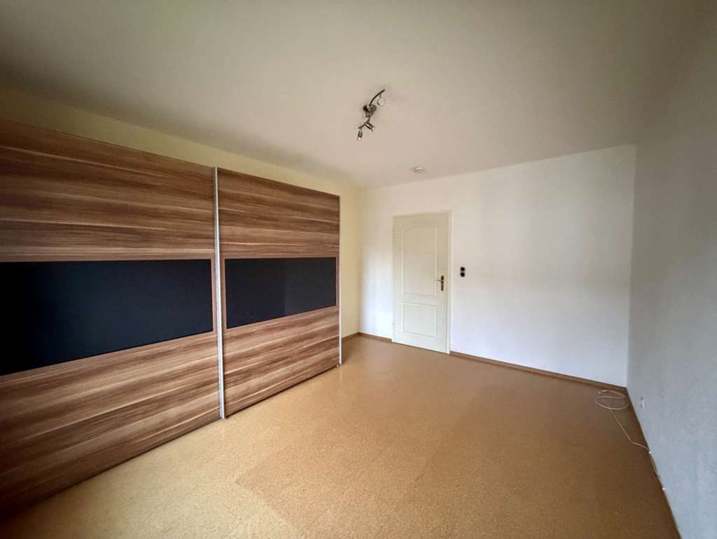 Immobilie in Bad Neuenahr-Ahrweiler - *PROVISIONSFREI für den Käufer* 2 Zimmer Wohnung, Küche, Balkon, Zentrale Lage, Bad Neuenahr - Bild 3