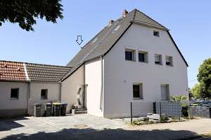 Charmantes Zuhause für die kleine Familie – Reihenmittelhaus mit Garten