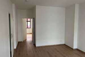 Schöne 2-Raumwohnung mit Balkon in Sudenburg! – Lemsdorfer Weg 8+10, 39112 Sudenburg, Magdeburg – Vorschaubild 1