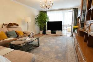 Helle Wohnung mit Weitblick – gepflegt und gut instandgehalten – Die vollständige Adresse der Immobilie erhältst du vom Anbieter., 81737 Neuperlach, München – Vorschaubild 2