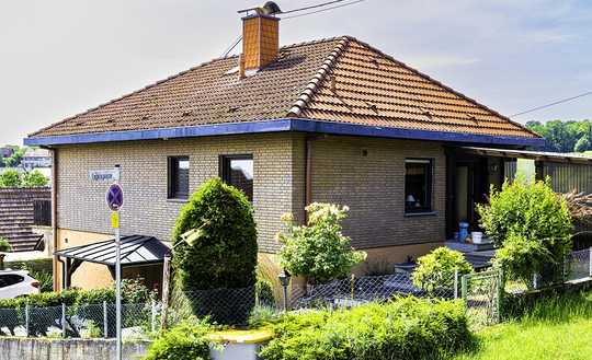 Charmanter Bungalow mit ausgebautem Kellergeschoss – Ankommen und Wohlfühlen