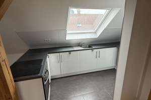 Gemütliche 3 Zimmer-Dachgeschosswohnung – Promenadeweg 5, 89165 Dietenheim – Vorschaubild 3