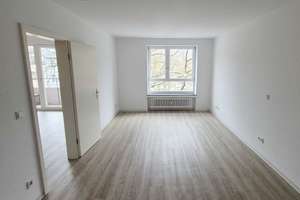 *Freiraum genießen - modernisierte 2-Zimmer-Wohnung* Tageslichtbad mit Wanne + Balkon + Aufzug – Hansemannplatz 1, 52062 Hansemannplatz, Aachen – Vorschaubild 11