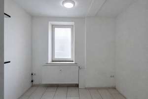 Katip | Kapitalanlage mit einem Bungalow und zwei Gewerbeeinheiten (Büro -Praxis/ Gastro) im Paket – Die vollständige Adresse der Immobilie erhältst du vom Anbieter., 86163 Hochzoll-Nord, Augsburg – Vorschaubild 9