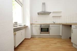 RUHIGER RÜCKZUGSORT IN BELIEBTER KIEZ-LAGE - NETTE COMMUNITY - BALKON MIT BLICK INS GRÜNE – Weserstr. 203a, 12047 Neukölln (Ortsteil), Berlin – Vorschaubild 6