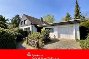 Großes Einfamilienhaus (Erbpacht) in sehr ruhiger Wohnlage – Die vollständige Adresse der Immobilie erhältst du vom Anbieter., 38518 Gifhorn – Vorschaubild 1