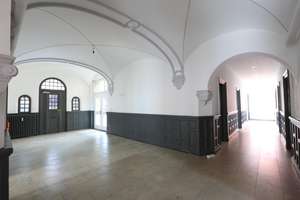 Exklusive Altbau-Etagenwohnung in historischer Stadtvilla im Zentrum vom Augsburg – Die vollständige Adresse der Immobilie erhältst du vom Anbieter., 86150 Bahnhofs-, Bismarckviertel, Augsburg – Vorschaubild 19